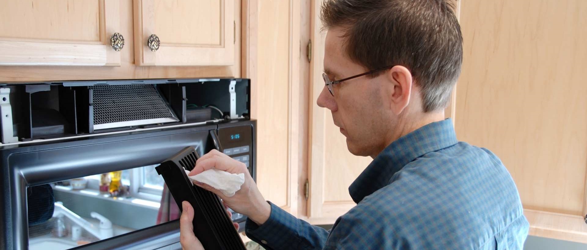 Kitchen fitters TW7