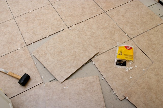 Tiling Isleworth, TW7